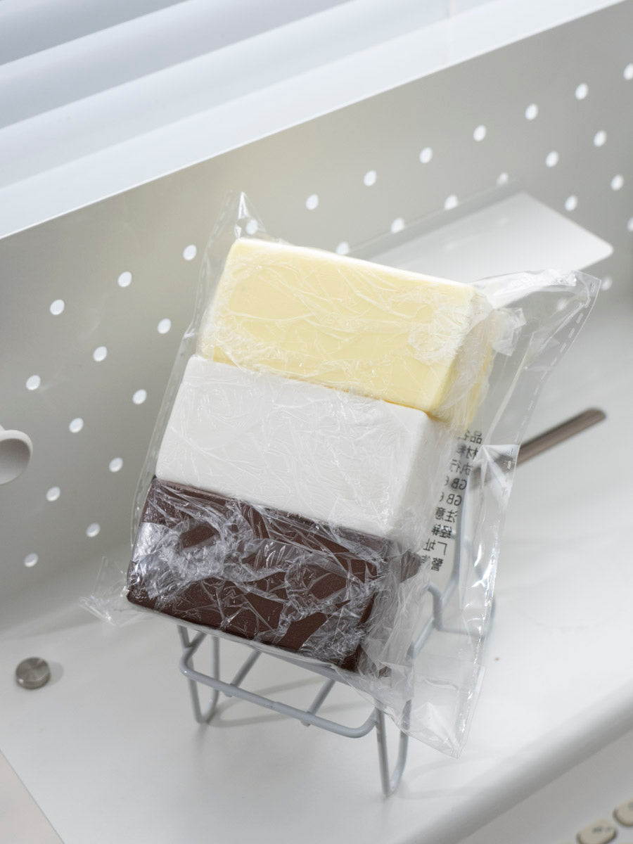 Trio of Delectable Slowrising Bars: Cheese, Milk & Chocolate Secondary image